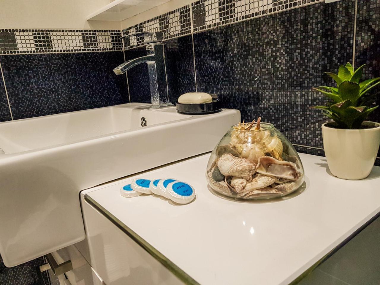 Hotel T Apartment Gonio Buitenkant foto